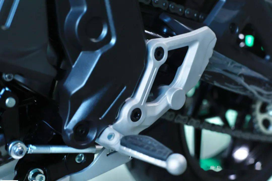 点击进入看图评论